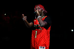 Lil Yachty, Drake와 Lil Uzi Vert의 미공개 트랙 'At The Gates' 지연 의혹 해명