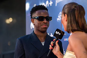 레알 마드리드 스타, 희귀 Travis Scott Air Jordan 1 Low 착용해 화제