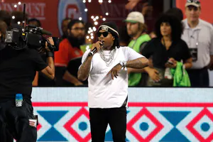 Ye, 시카고 무대서 Lil Durk 음성 메시지 틀며 "Free Durk" 외쳐