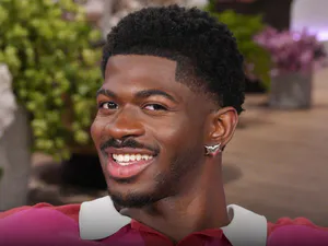 Lil Nas X, 경찰 폭행 혐의서 정신건강 치료 프로그램으로 해결