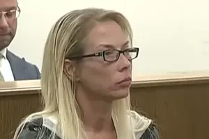 에미넴의 전 부인 킴 매더스, 음주운전 혐의로 기소