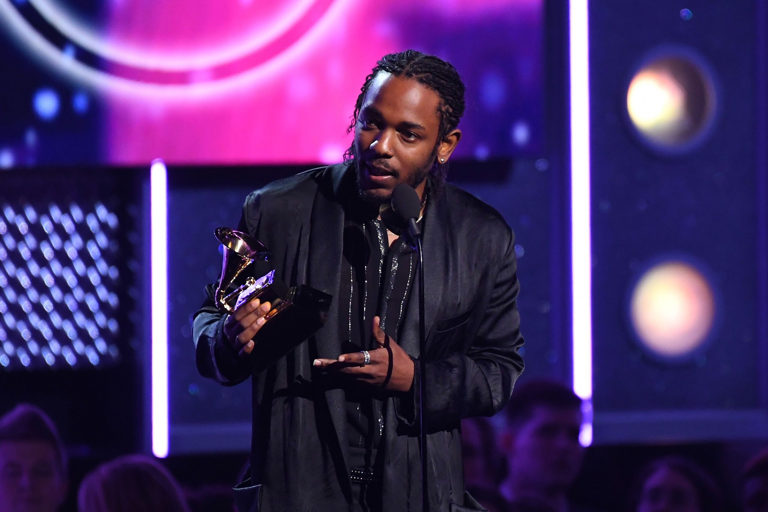 DJ Akademiks, "Kendrick이 힙합을 방향성 없는 폐허로 만들었다" — Drake 디스전 이후 비판