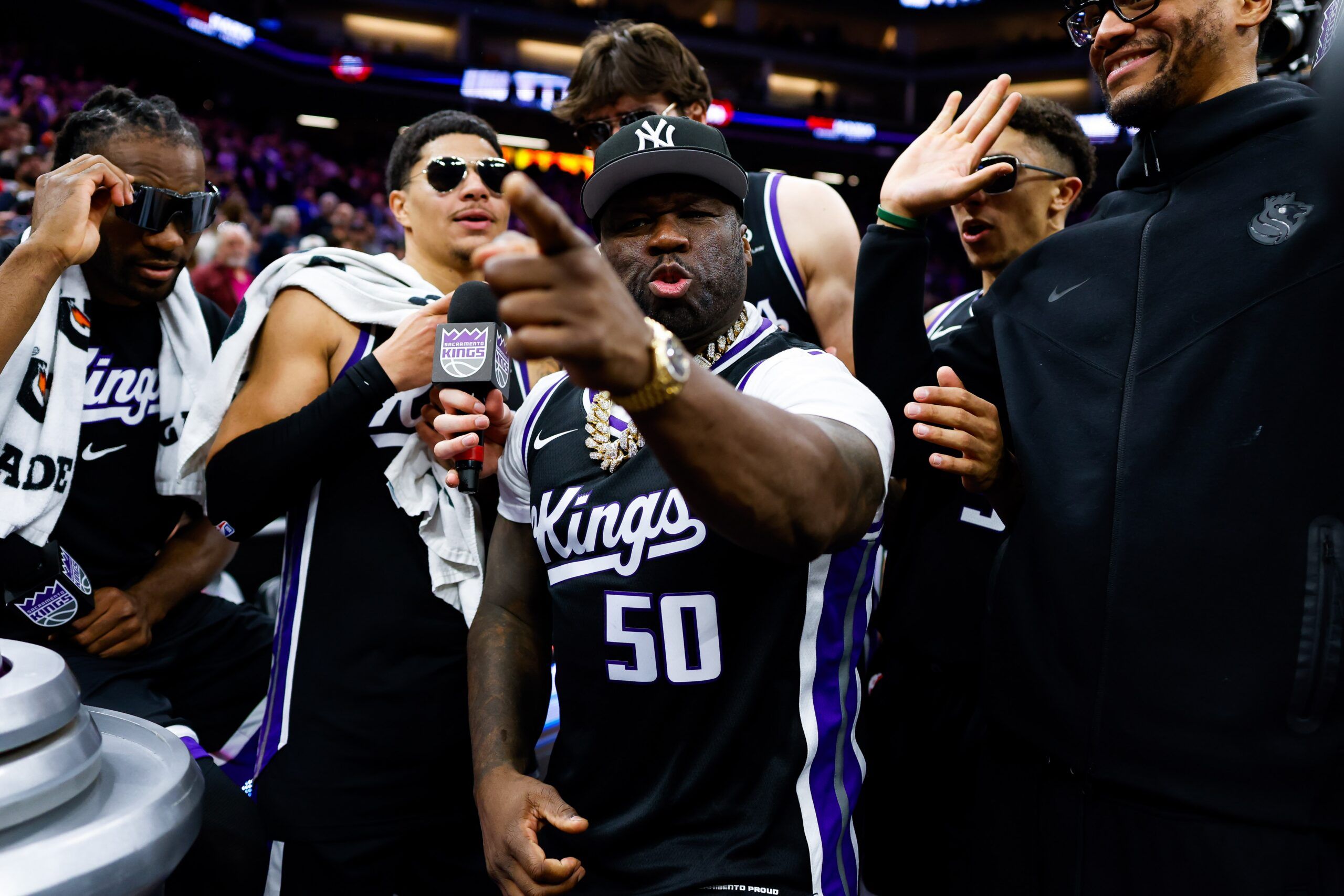 50 Cent, Papoose 디스에 대한 반격으로 Claressa Shields까지 끌어들여