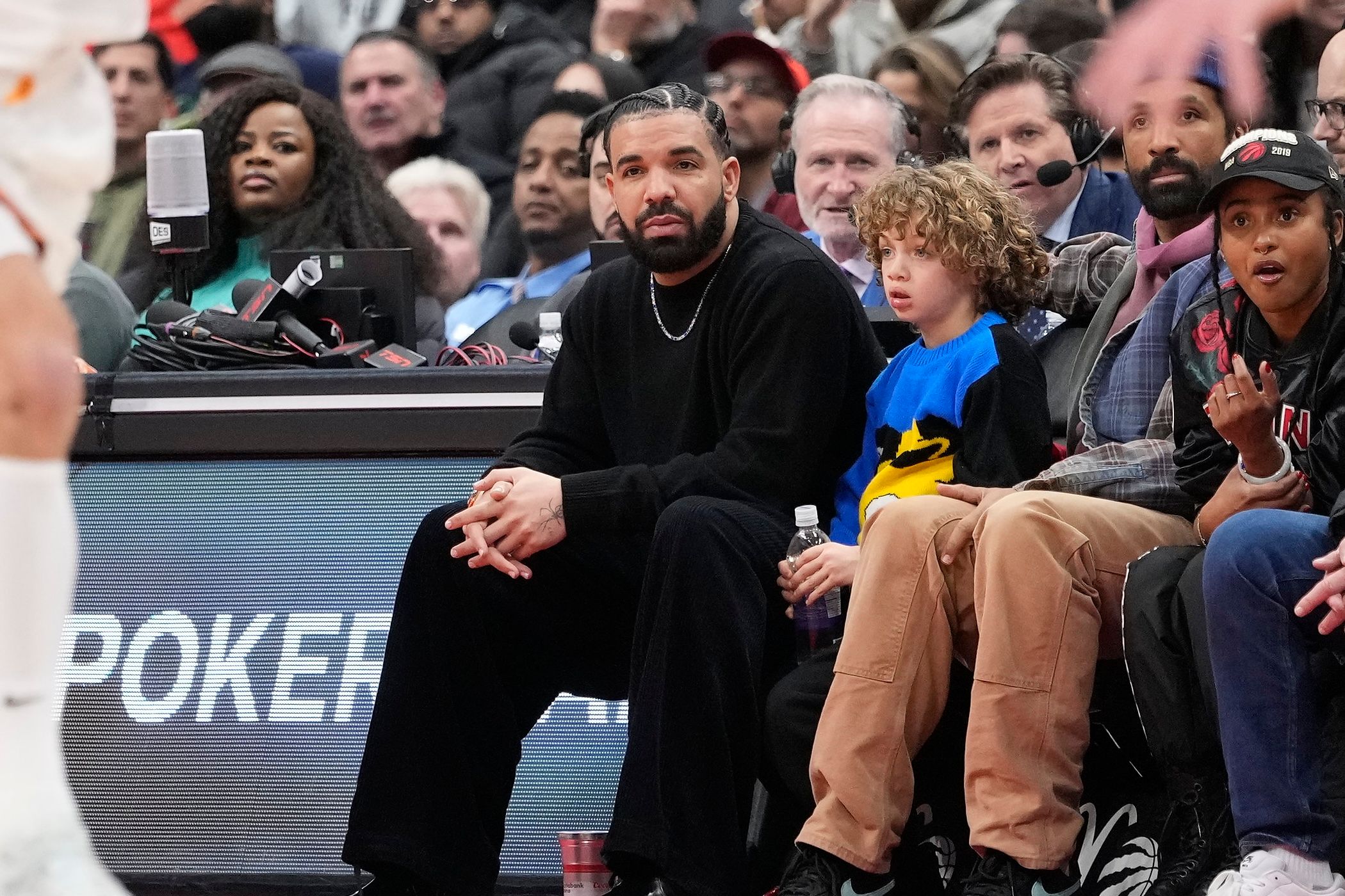 Drake, 'Not Like Us' 소송 항소에 학자들 "랩 가사가 전부 사실을 말하는건 아냐" 반박