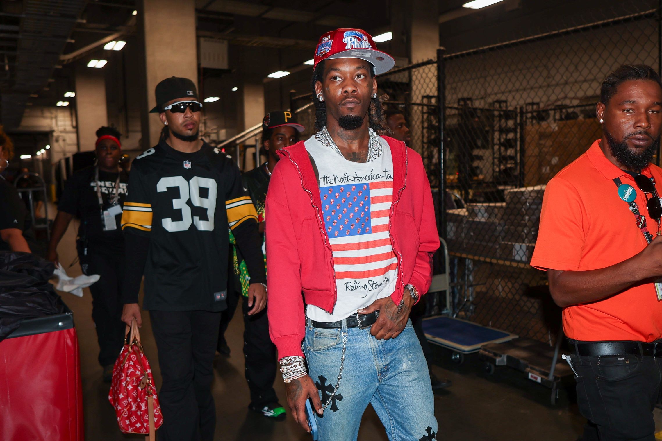 Lil Tjay와 분쟁 휘말린 Offset, 카지노서 10만 달러 빚으로 소송당해