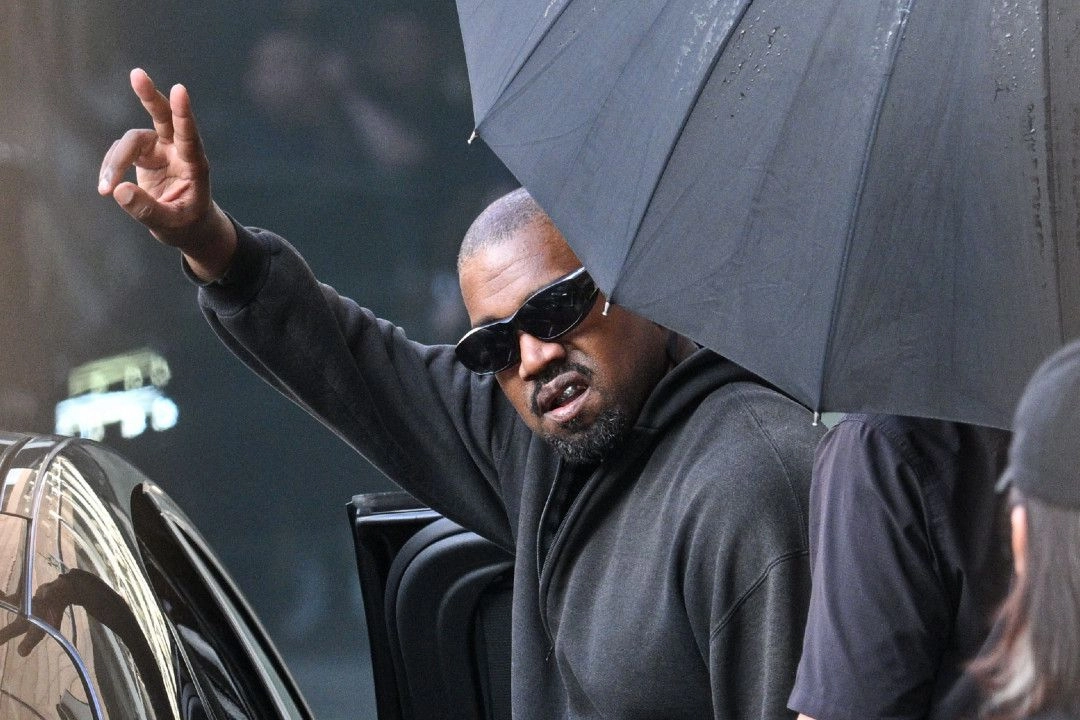 Ye의 자신감과 Yeezy의 독보적 존재감, 오프라인 복귀와 신작 라인업으로 증명
