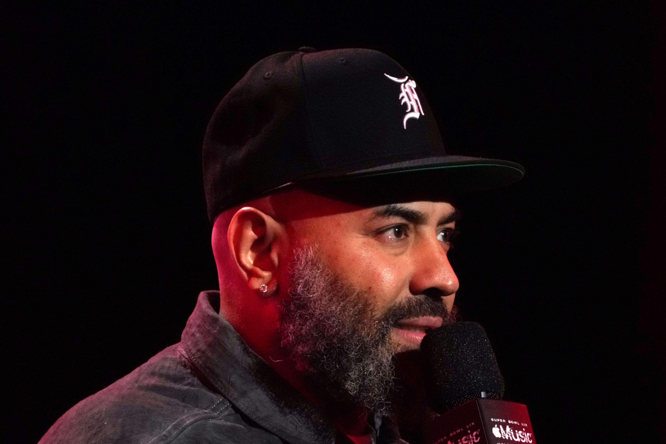 Drake, 깜짝 삼부작 'ICEMAN' 공개… 에브로 다든의 의외의 반응