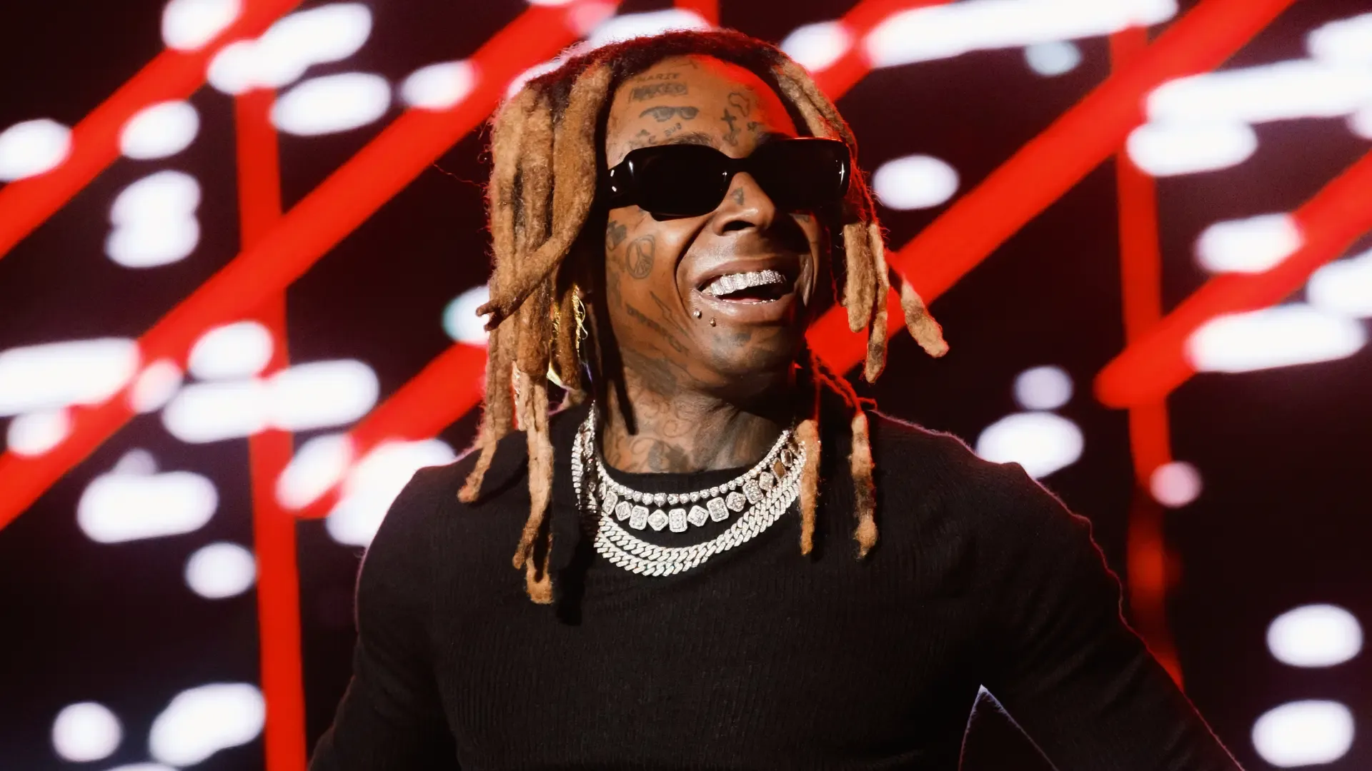 백악관, 이란 공습 홍보 틱톡에 Lil Wayne 음악 사용