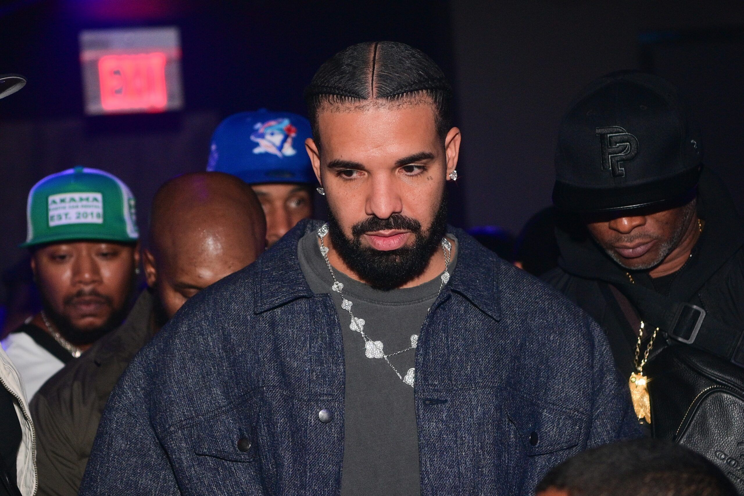 Drake, UMG와의 계약 진짜 끝난 걸까? NYT가 진단한 '복잡한' 현 상황