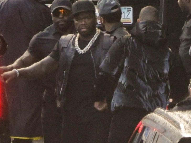 킴 카다시안과 50 Cent, 넷플릭스 영화 'The Fifth Wheel' 촬영 현장에서 포착