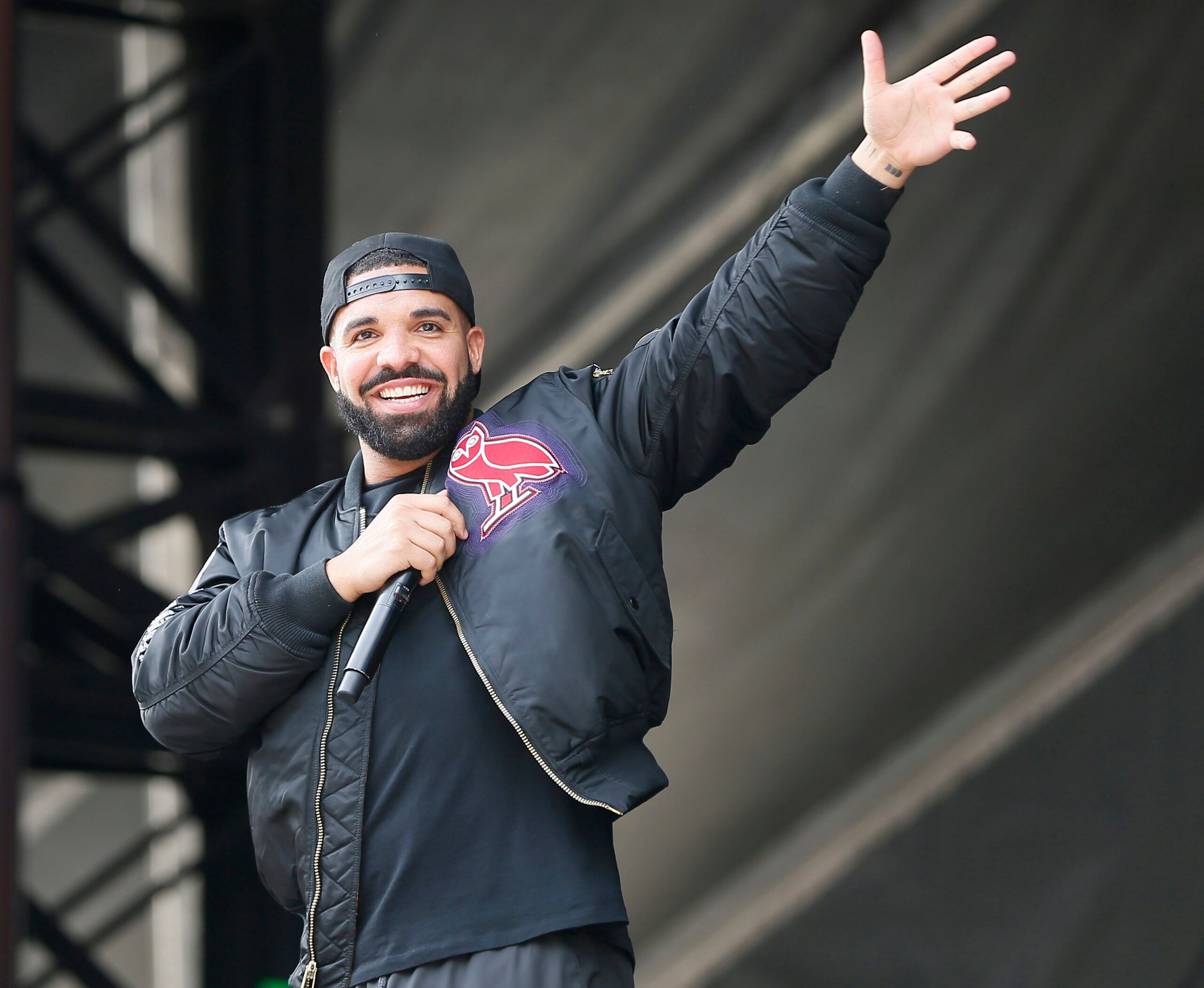 Drake, '20대 1'은 항상 뜨거웠다: 디스전과 스트리밍 이벤트의 이중적 의미