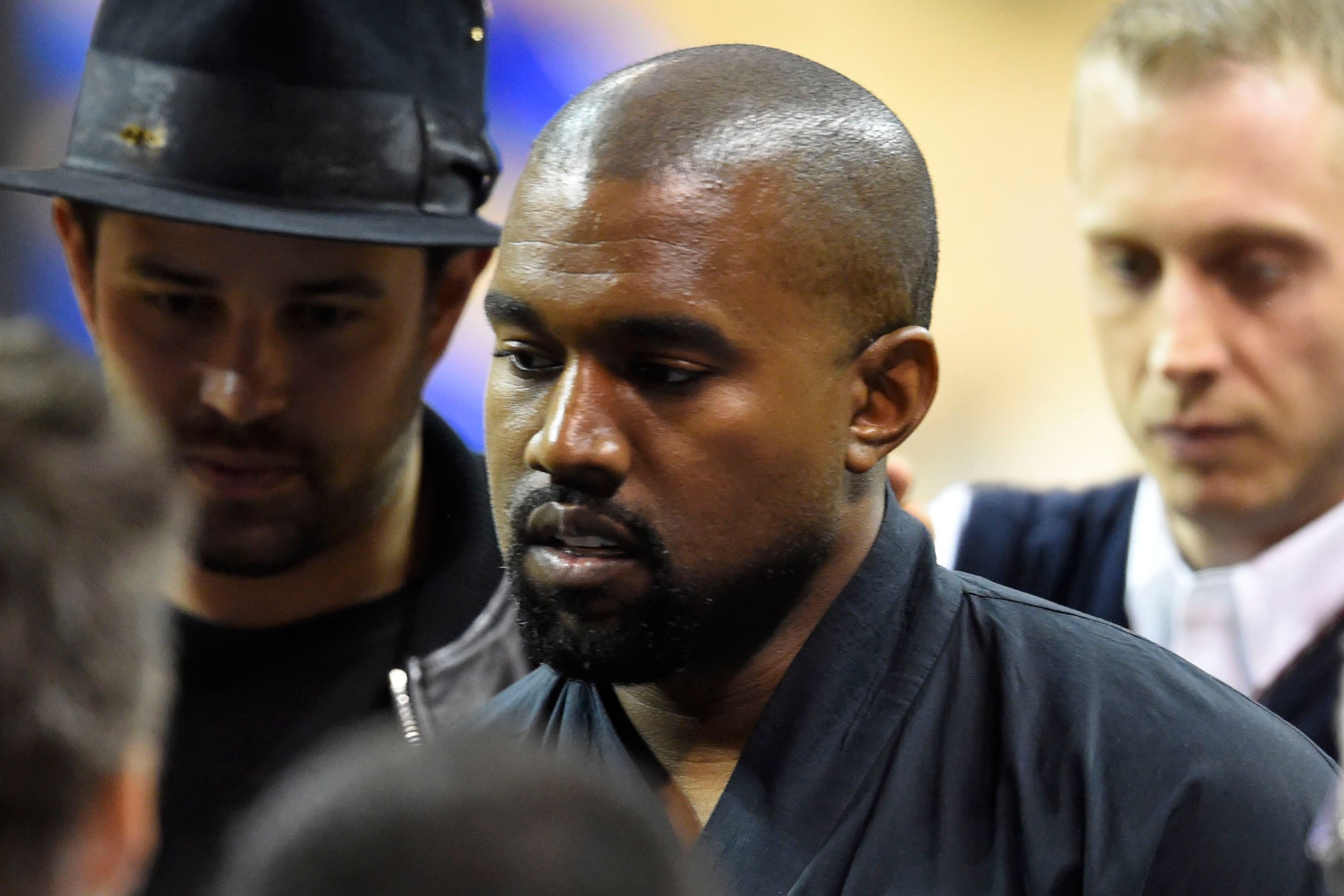 Ye, 법정 복장 규정 경고 받아…말리부 맨션 소송 재판 앞두고