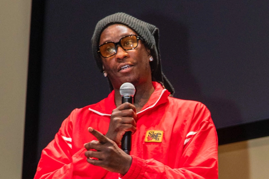 Young Thug, 초등학교 방문해 '명예가 돈보다 중요' 강조... SNS 논쟁 촉발