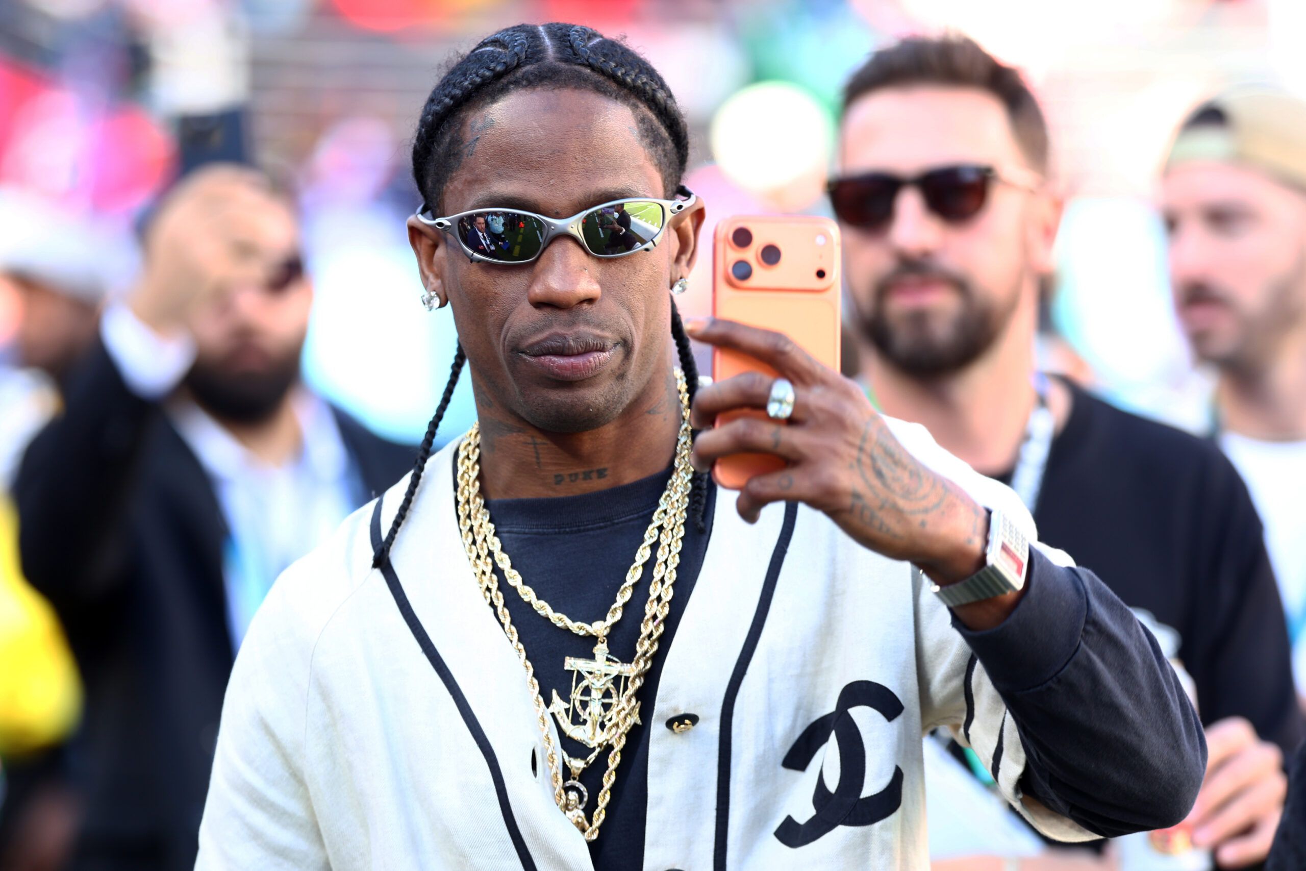 Travis Scott, 새 앨범 발매 임박 예고하며 팬들의 기대치 최고조로 끌어올려