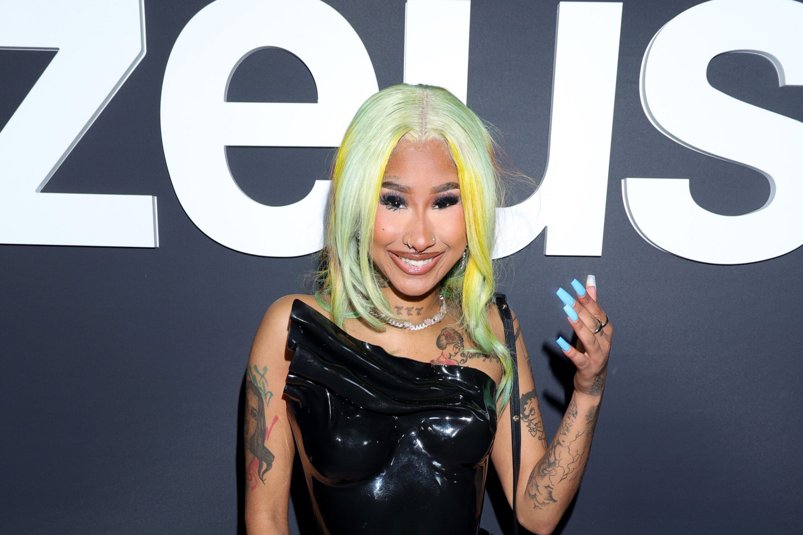 Nicki Minaj 이복동생, Cardi B 콘서트서 'Bodak Yellow' 따라 불러... Barbz 폭주