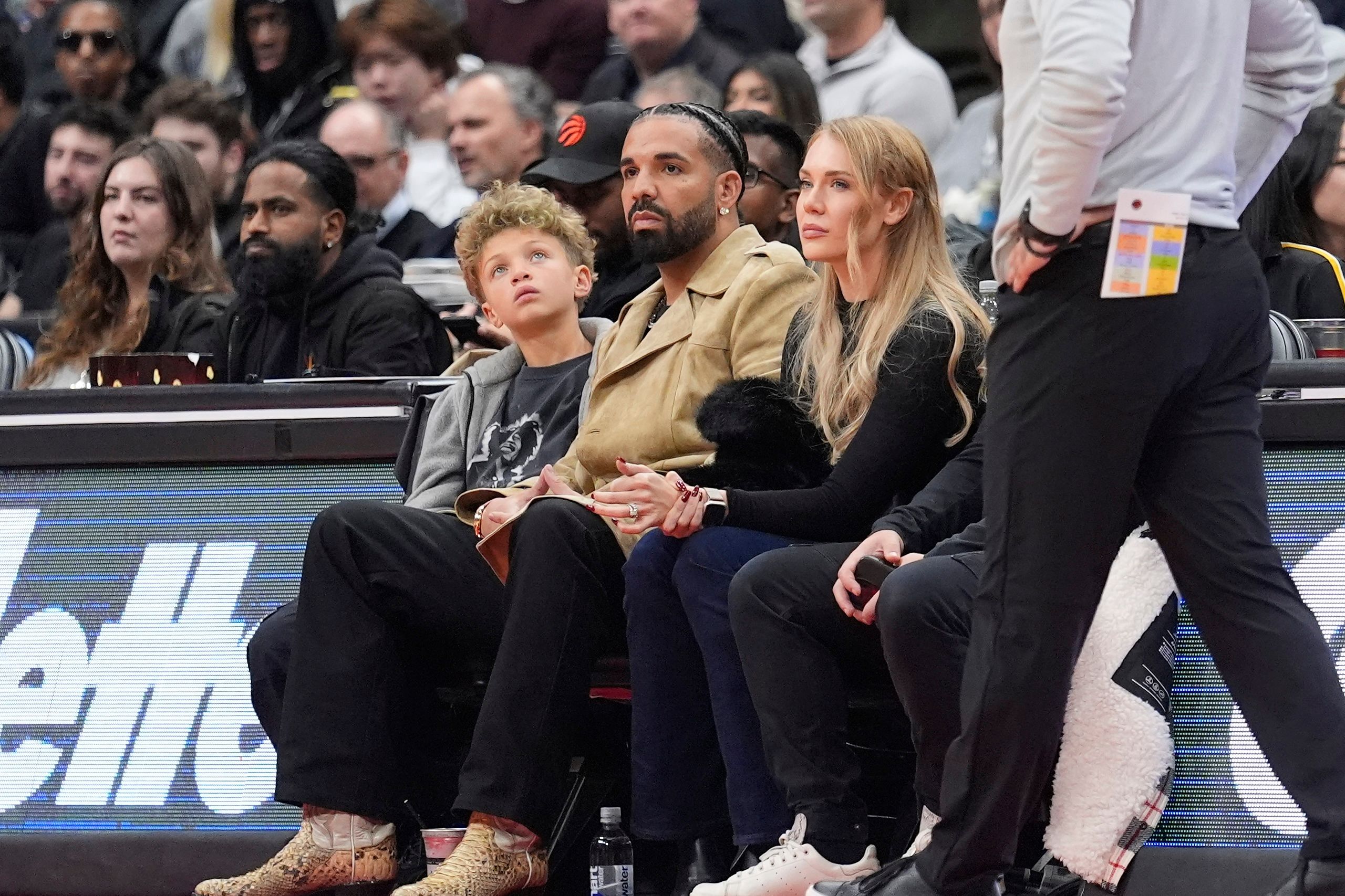 DJ Akademiks, Jay-Z와 Drake 불화의 진짜 이유 분석