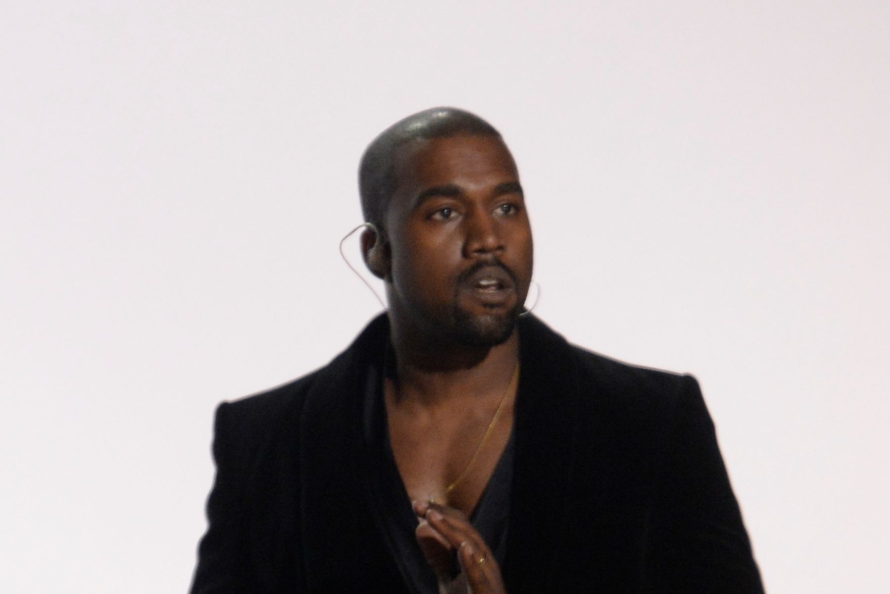 Ye, 신보 'BULLY' 발매일 최종 확정한 듯