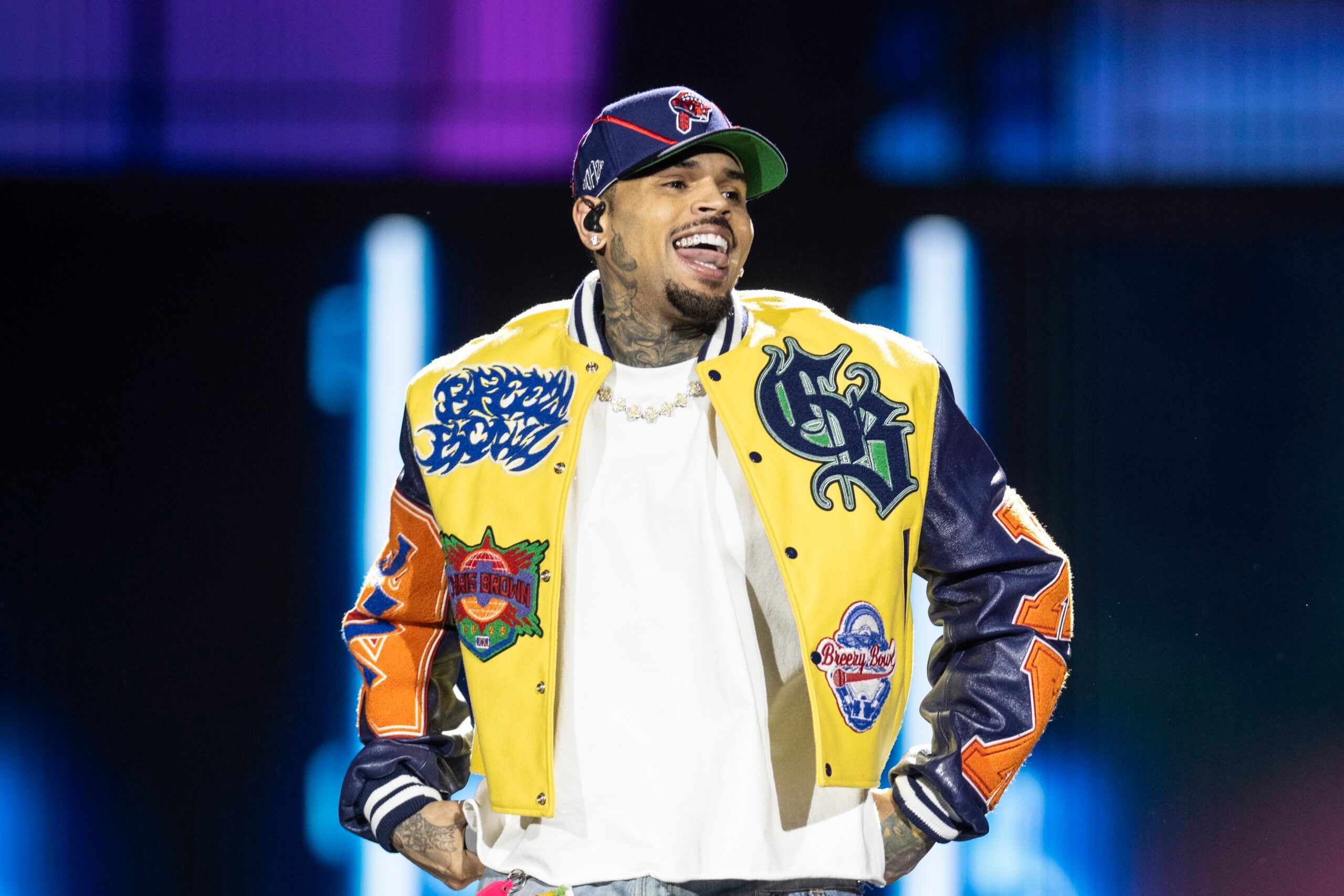 Chris Brown, 혹평에 대한 담담한 반응… “지난 앨범들도 결국 스며들었다”