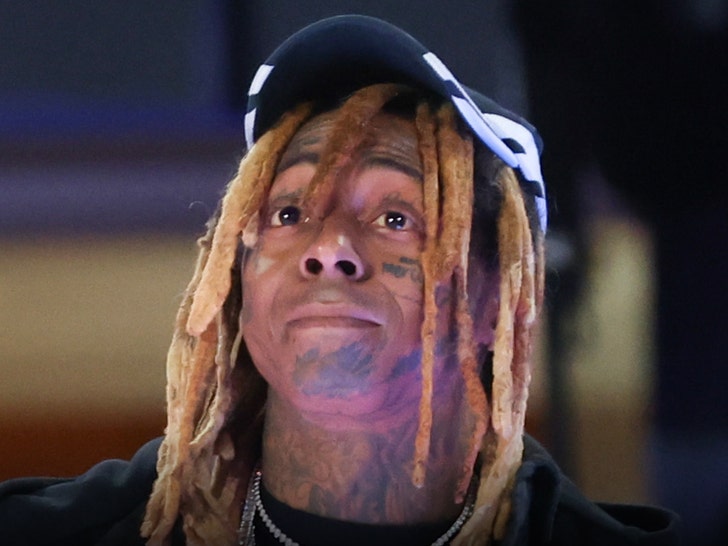 Lil Wayne 뉴햄프셔 공연 2시간 지각, 논란 증폭