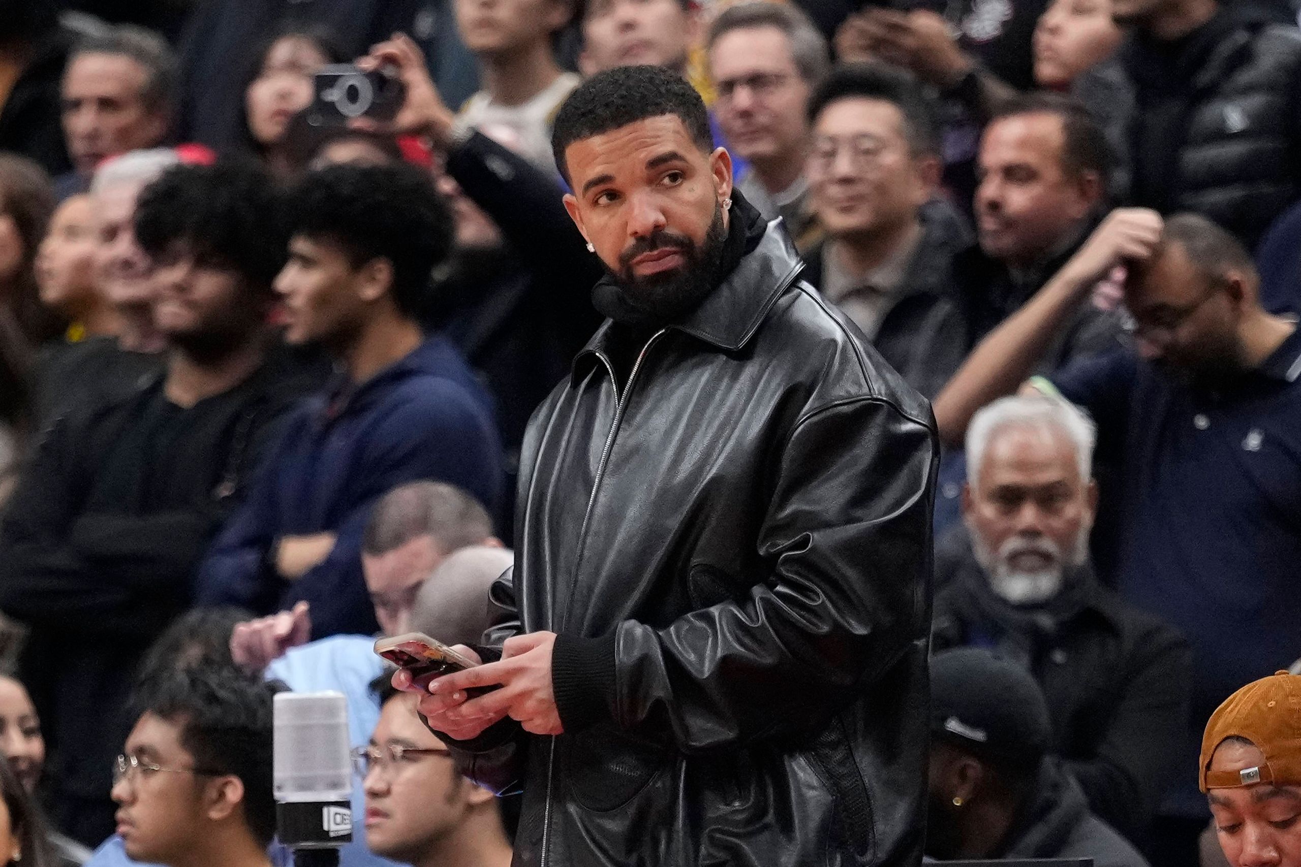 Drake 저택, Yeat와 EsDeeKid의 새 뮤직비디오 촬영지로