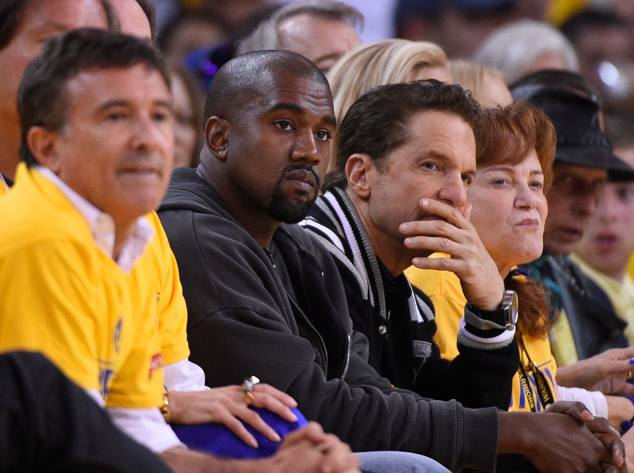 Ye, 프라하 공연 확정 — 유럽 전역서 취소 위기 속 또 하나의 돌파구