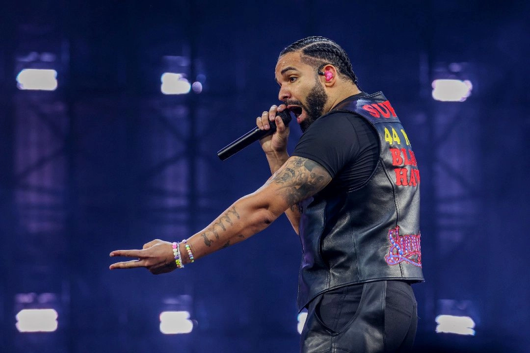 Drake, OVO 지분 51% 매각... 1.17억 달러 빅딜 성사